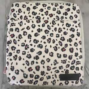 The Happy Planner | Colorful Leopard Classic Planner Zip Folio